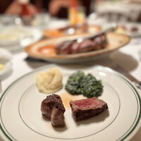 ウルフギャング・ステーキハウス 丸の内店 - 