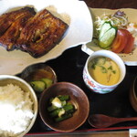炭火焼き うなぎの店 旦 - うなぎ御膳