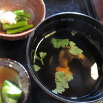 炭火焼き うなぎの店 旦 - 肝吸い　漬物