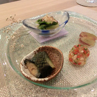 四季彩鉄板くさの - 青菜と焼椎茸のお浸し、夏野菜ゼリー、千両茄子揚げ浸し、ピオーネ霙（みぞれ）和え
