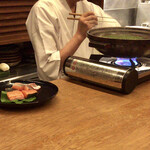 魚津屋 - 花山椒鍋・調理中