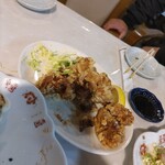 中国飯店　鳳華 - 唐揚げ♪ちょっと食べちゃった（笑）