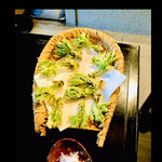 郷土料理ともん - コシアブラの天麩羅　二皿目　他のお客様もいらしてきたので、良い揚げ脂の温度だったのか、一皿目よりも、カラッと美味しく揚がってました〜勿論、一皿目も美味しかったですけど♬   byまみこまみこ