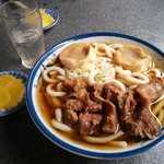 米田食堂 - 肉うどん \400(馬肉です♪)