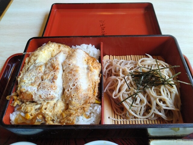 寿ゞ喜総本店（すずきそうほんてん） - 北山形（そば）の写真