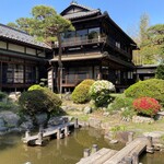 京亭 - 庭からの風景