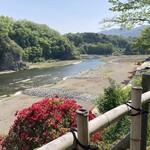 京亭 - 庭からの風景