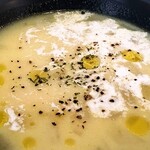 農家ピザくまのグラッチェ - コーンスープ
