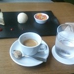 アルゴ - デザートとエスプレッソ