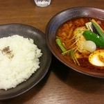 Mogu - チキンカレーとご飯