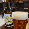 cafe&pub　Kensington - お酒①デ・モーレン・ヒーン＆ウィーア・トリペル(瓶ビール、オランダ)(税込1,100円)
しっかりしと苦みと砂糖由来の甘みが混在するビールで日本のビールとは味わいが全く異なります