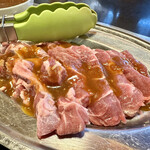 舞留土 - かしら肉…450円