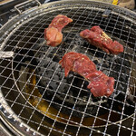 大衆焼肉ホルモン よっとこ - 