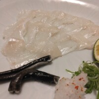 ろっこん - 穴子のお刺身。甘くて美味