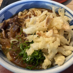 白川製麺所 - 燻製鳥のかき揚げ濃厚カレーうどん920円 麺増量無料！