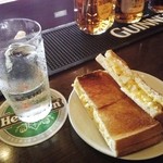 ホワイトラベル - 仕上げはここ。タマゴサンドはトースト！