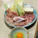 鳥小 - 鳥鍋（1200円）はこの量で1人前