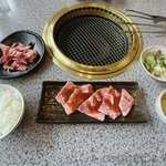 Yakiniku & Seiniku Takaratei - 