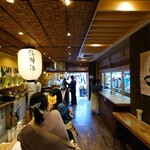 まぐろの森下/森下酒店 - 立ち呑みスタイルです