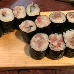 天史朗鮨 - 地魚鮨に付く変わり種の海苔巻き3種を追加。
      メニューには載っておらず、リクエストに快く応じていただきました。ありがとうございます(^^)