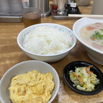 十八番 本店 - できたてスクランブル