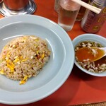丸吉飯店 - 半チャーハン 800円(税込)(2023年4月20日撮影)