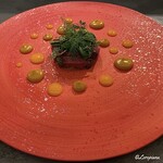 カーサ・デル・チーボ - 毛鹿鮫のハツの瞬間燻製のタルターラ