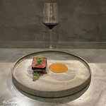 カーサ・デル・チーボ - Argiano Brunello di Montalcinoと十和田短角牛のカイノミのブラチョー風タリアータに花山椒