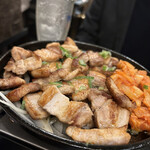 赤坂韓国料理・焼肉 兄夫食堂 - 