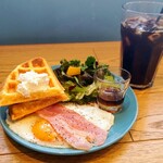 カフェ ワンダー - ワンダーモーニング430円 アイスコーヒー500円