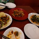 プルジャ ダイニング - 