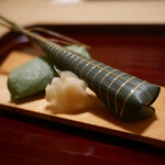 松川 - 穴子と鯛の鮨