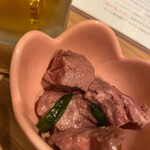 肉と日本酒 いぶり - お通しのコンフィ