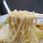 中華そば 七面 - 色白の中細麺
