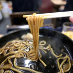 すき焼･鍋物 なべや - 牛肉鉄鍋 うどんリフト