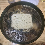 すき焼･鍋物 なべや - 牛肉鉄鍋の残り汁にうどん投入