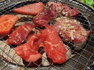 Yakiniku Hakuri - 焼き肉