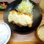 とんかつ & とり天 しげのや食堂 - 豊後鶏とり天南蛮定食（中）：1190円