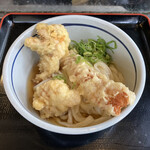 おにやんま - 冷とりちくわ天ぶっかけうどん（590円）