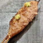 とり茶太郎 - 柚子胡椒を乗せたジューシーで肉々しい捏