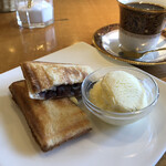 カフェ・ヴェルディ - あんこホットサンドセット(1350円)