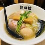 龍旗信LEO - 塩ラーメンDX　1,300円