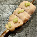 とり茶太郎 - ここで登場比内地鶏ささみさび焼き　肉のコクが強くて旨味がはっきりしています