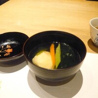 高麗橋 吉兆 なんばダイニングメゾン店 - 汁物