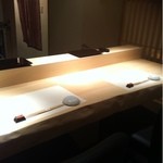 艪 - カウンター