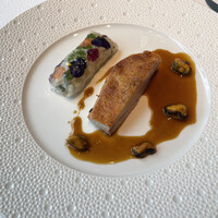 RESTAURANT PRUNIER - お花スケスケ