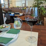 Trattoria Incontro - グラスワイン 550円(2023年4月)