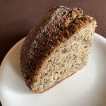 人舟 - 酒粕酵母ごまパン