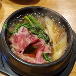 和酒・煮込み らいどん - 特選和牛サーロインの小鍋すきやき