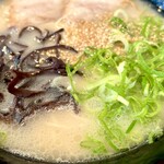 博多ラーメン清水屋 - 博多ラーメン 670円